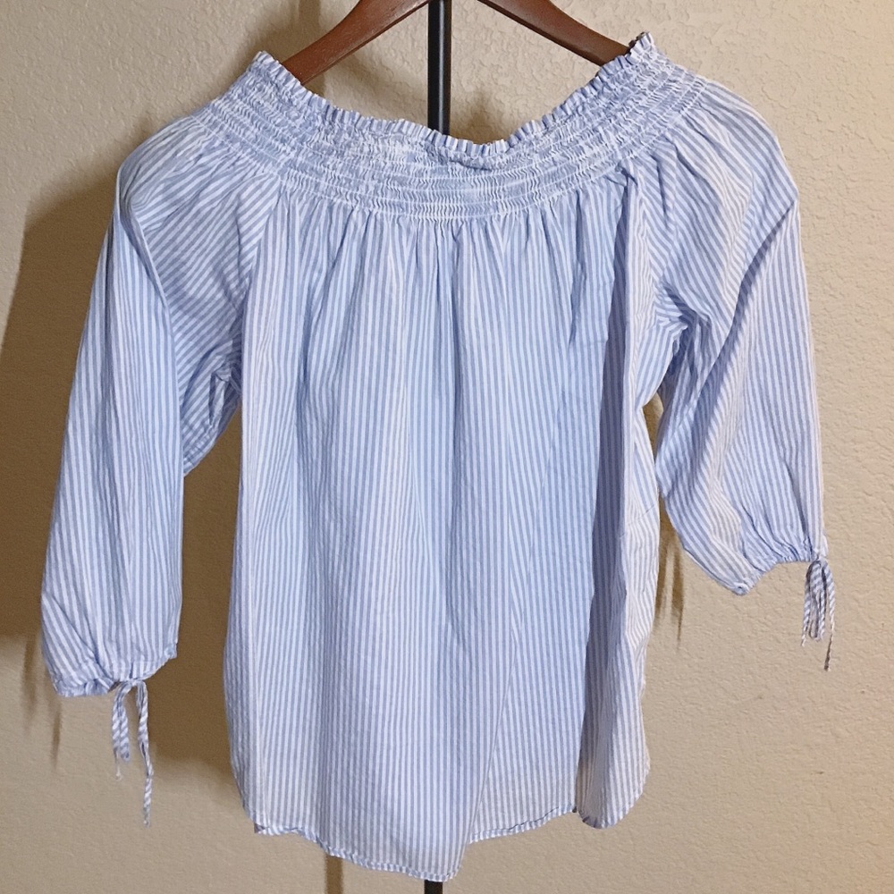 H&M Off-the-shoulder Top